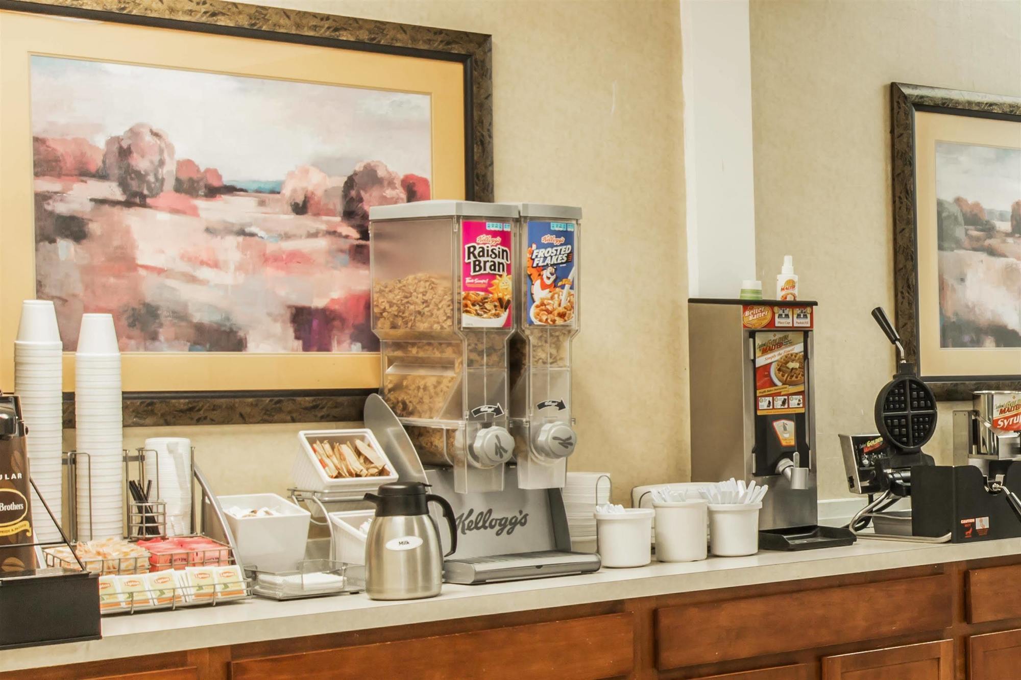 Super 8 By Wyndham Caryville Tn Bagian luar foto